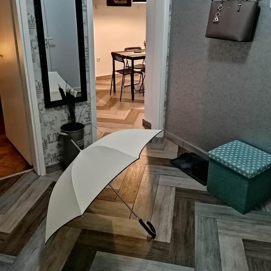 Hills Apartments Вършац Екстериор снимка