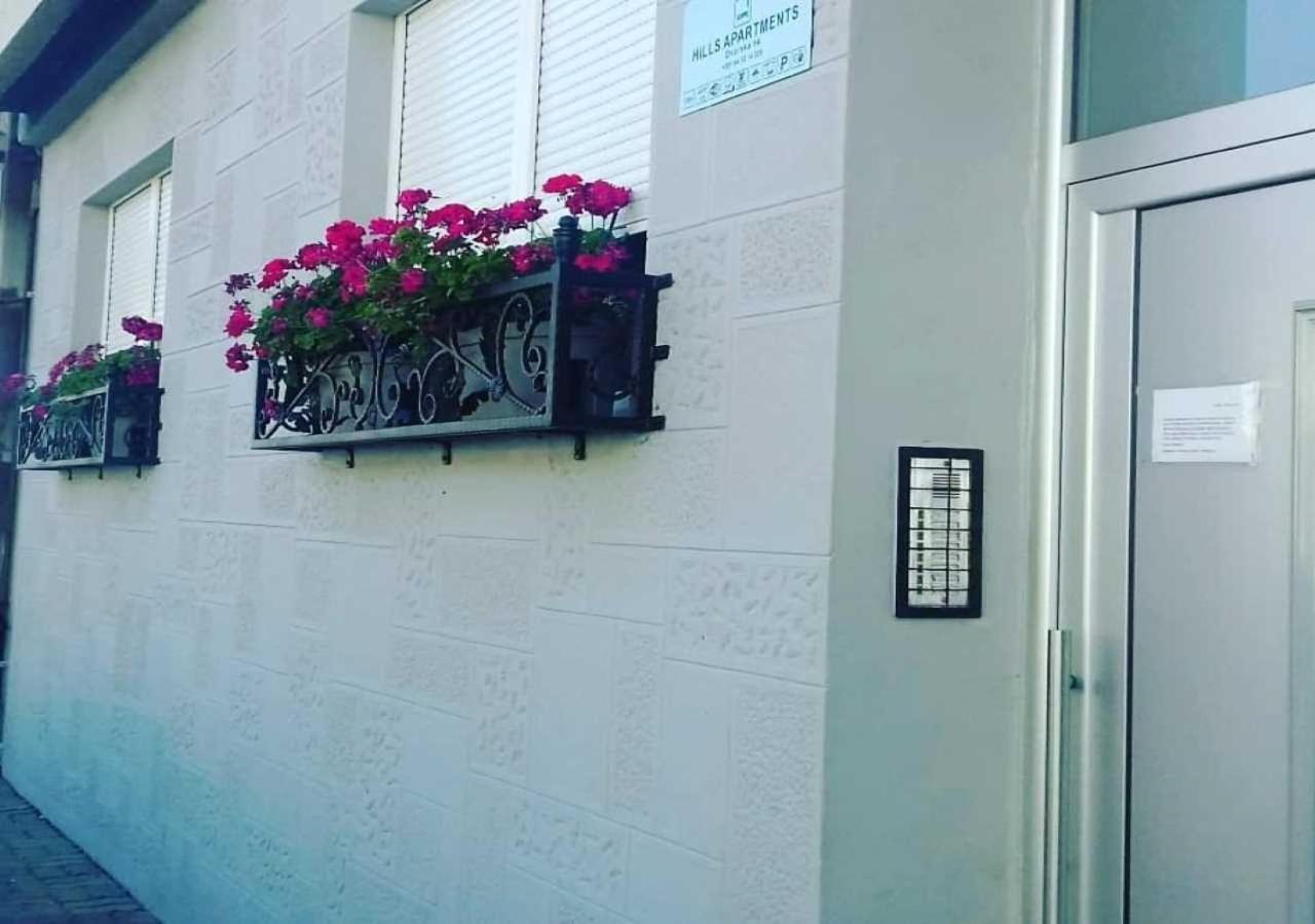 Hills Apartments Вършац Екстериор снимка